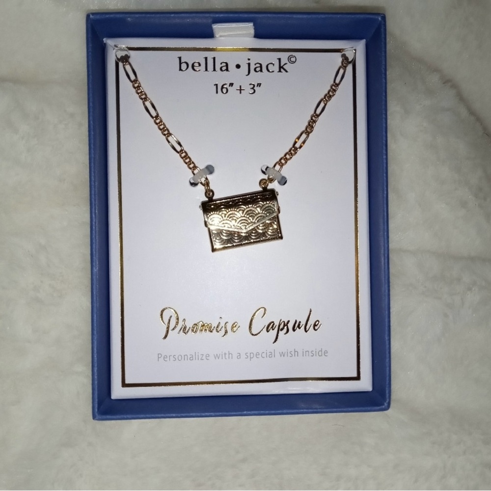 Promise Capsule by Bella•Jack